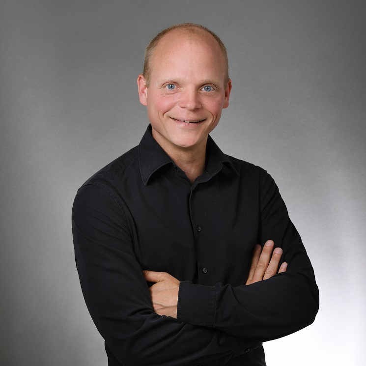 Dominik Sturzenegger IT System Engineer